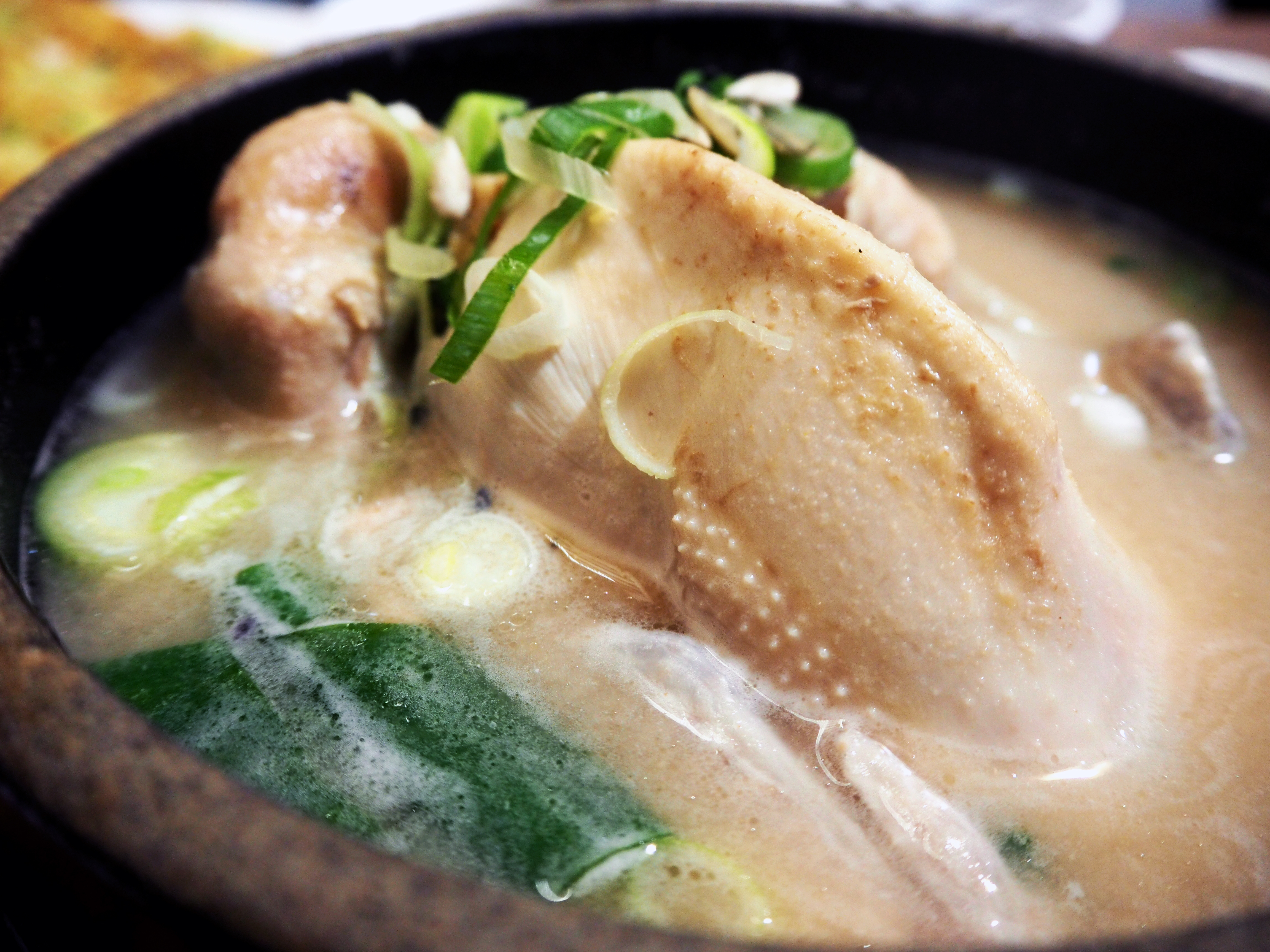 OLYMPUS DIGITAL CAMERA