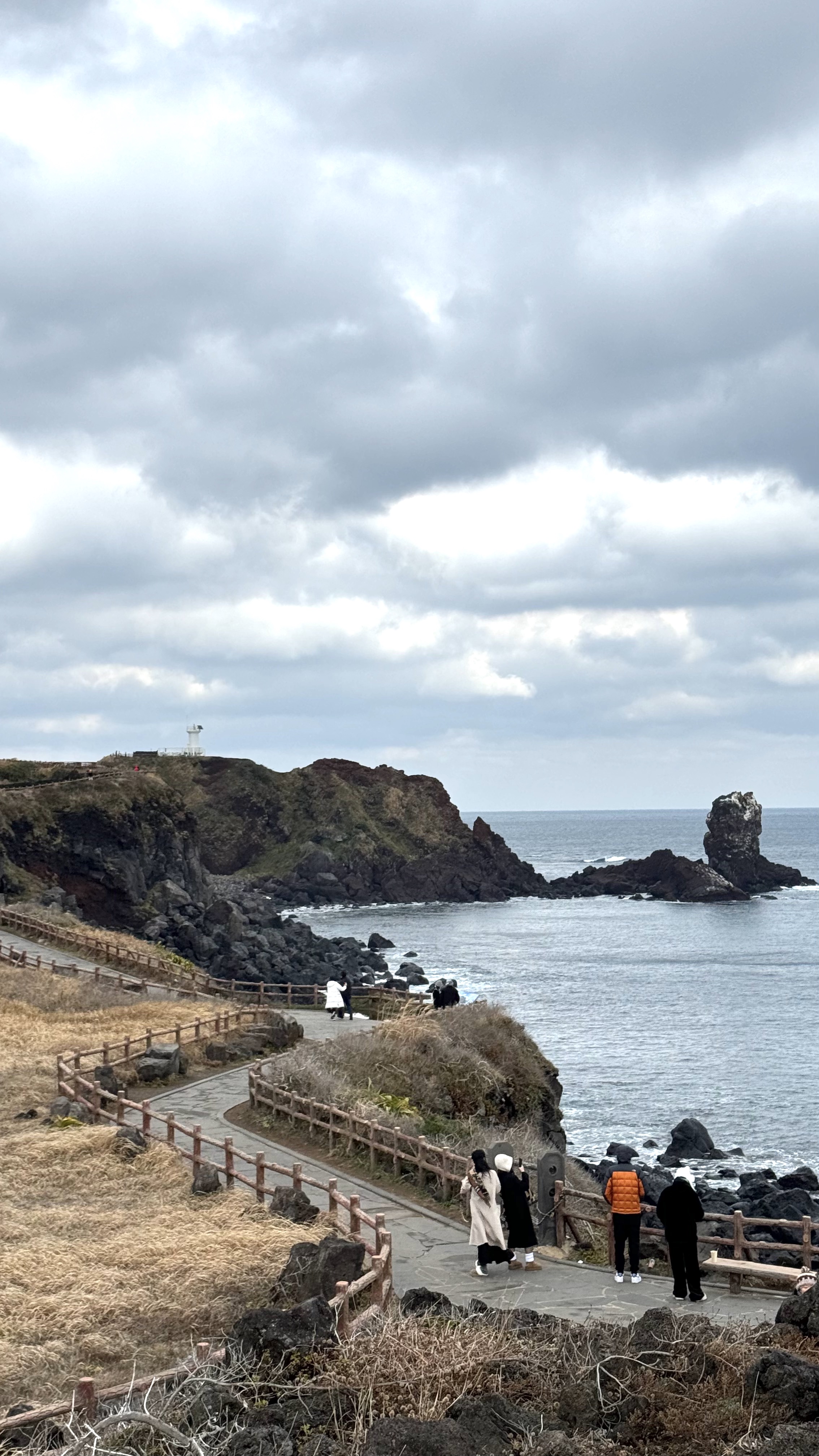 Seopjikoji Coastal Walk: scenic path in Jeju with ocean breeze