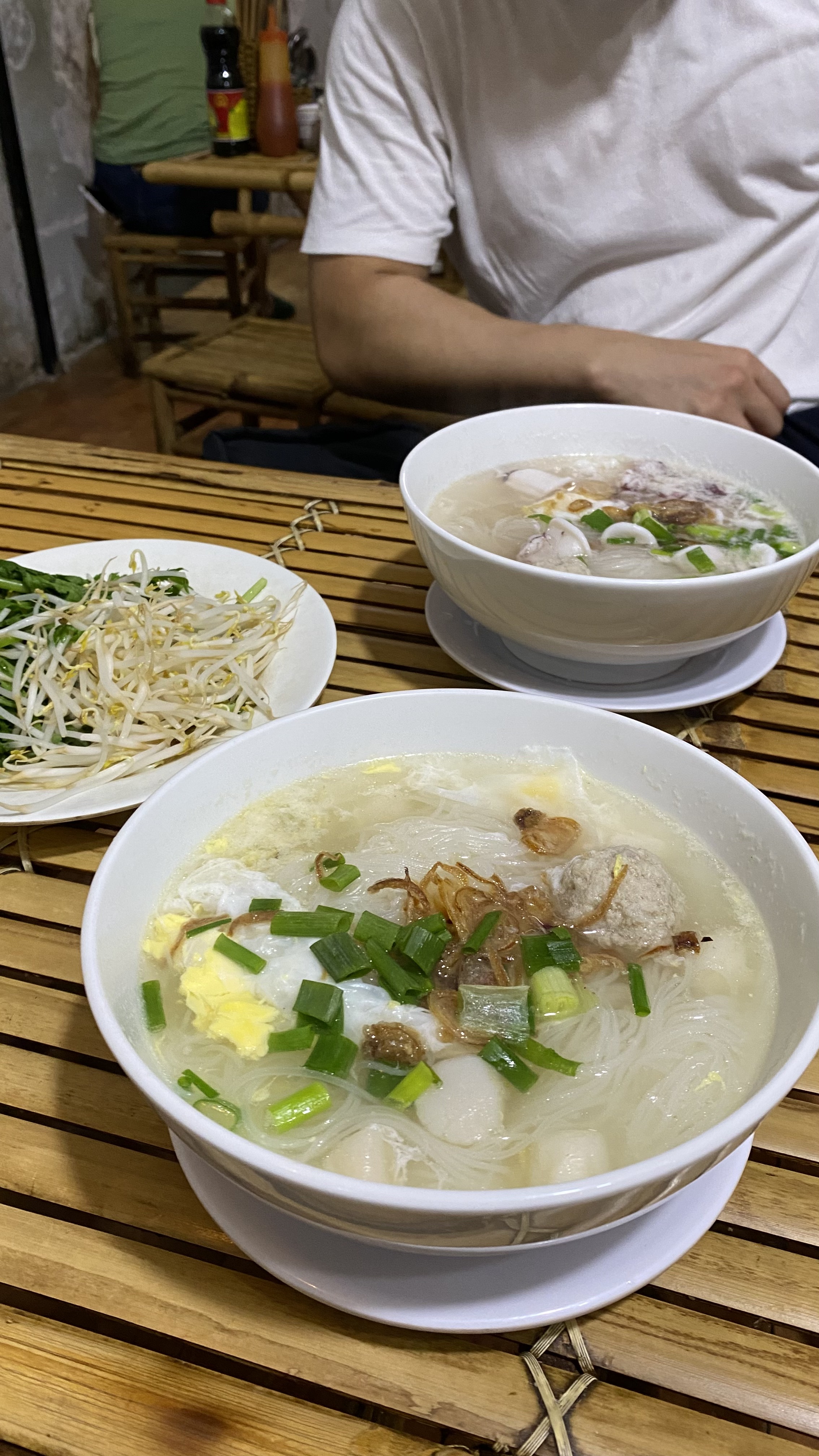 Ho Chi Minh Food Guide – Cafés, Restaurants, Bars etc.