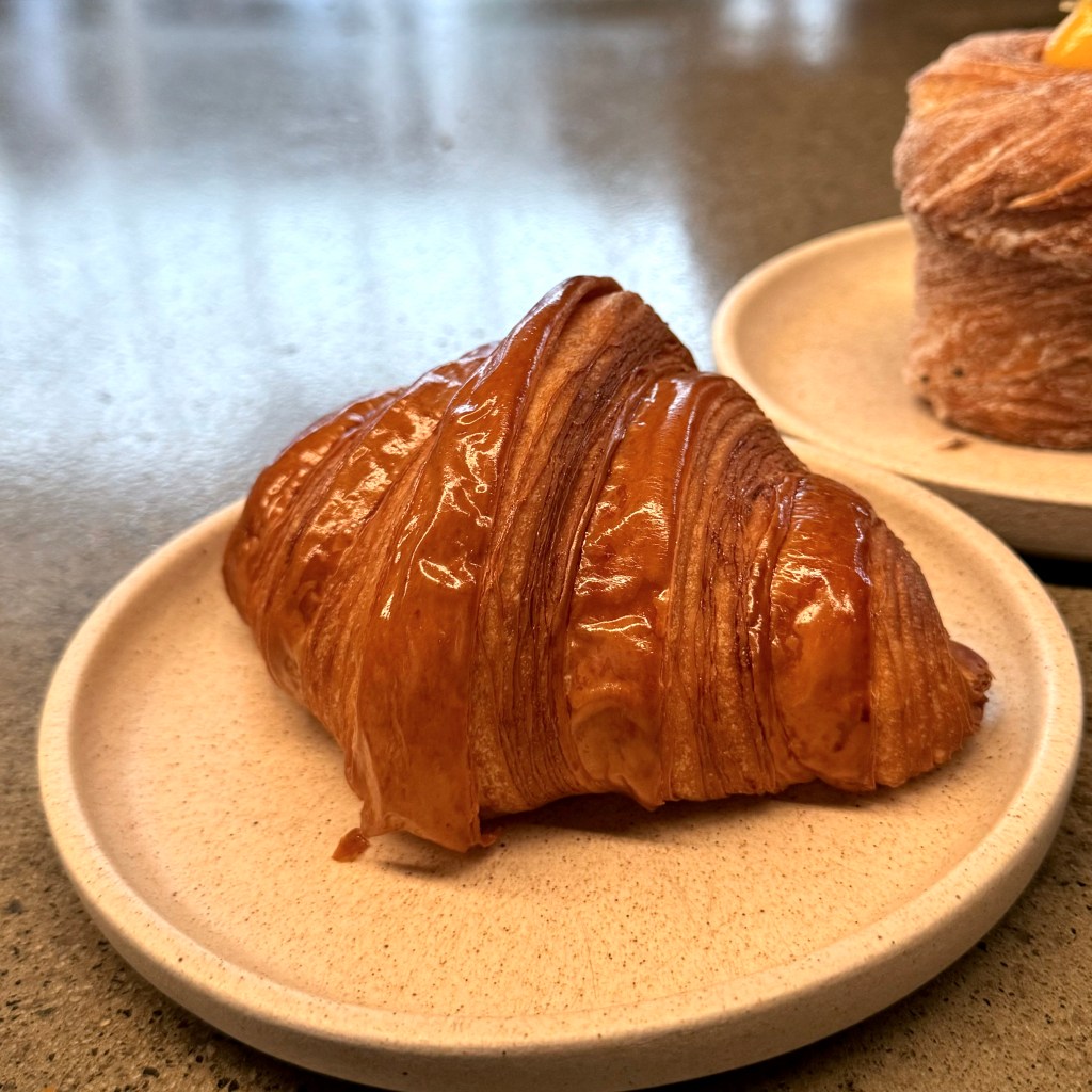 lune croissnaterie original croissant